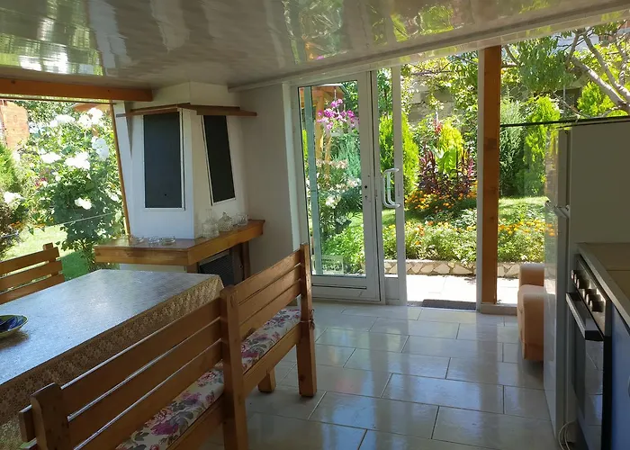 Kyurkchievi Guest House